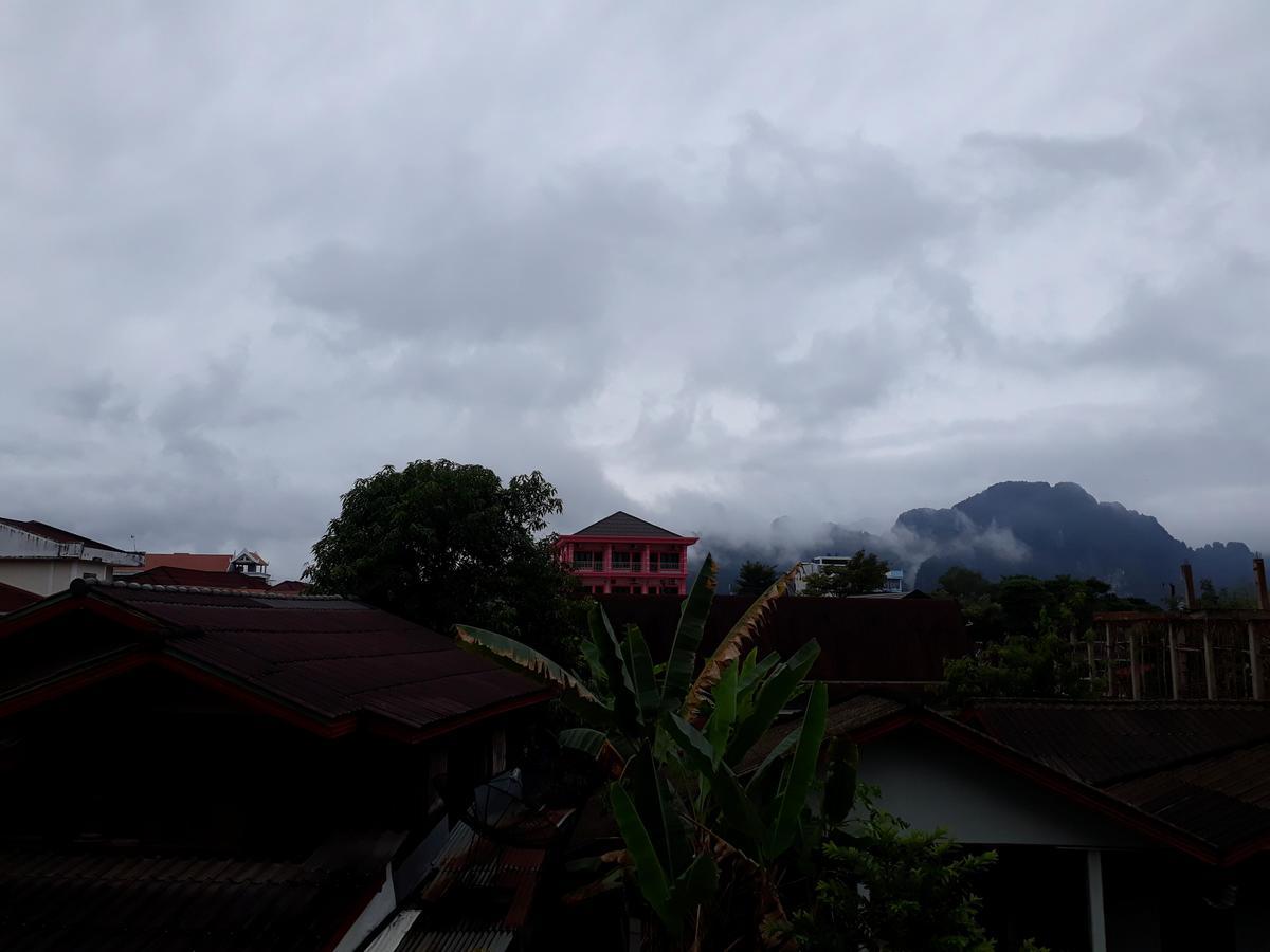 Alisona Hostel Vang Vieng Exteriör bild