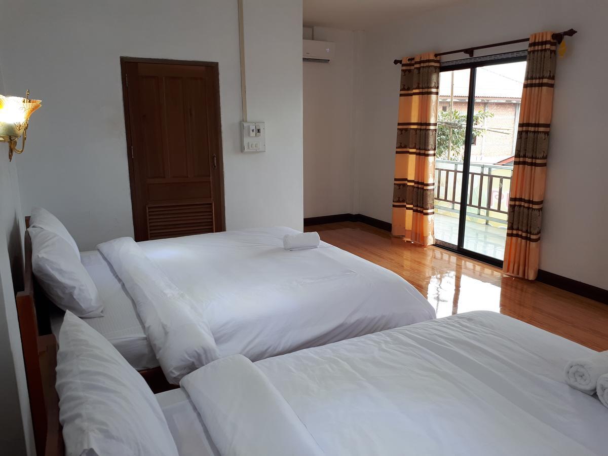 Alisona Hostel Vang Vieng Exteriör bild