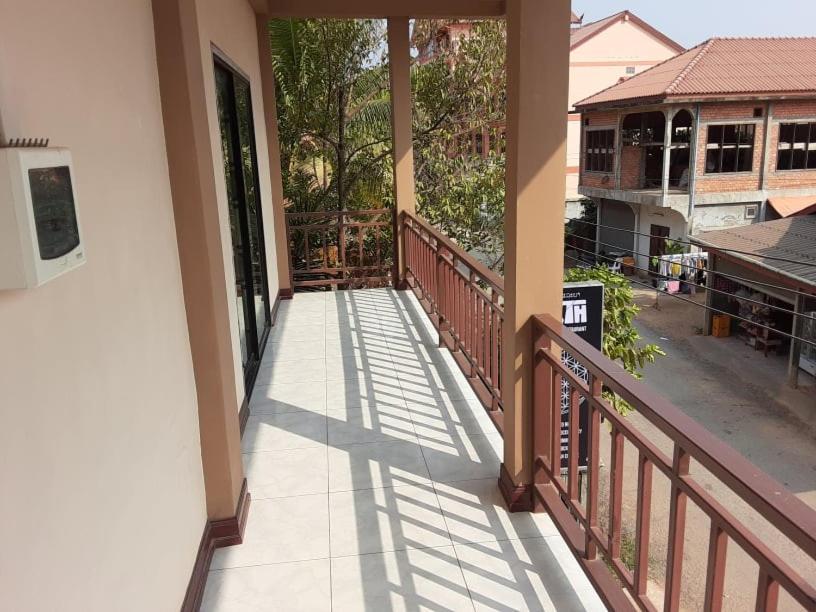 Alisona Hostel Vang Vieng Exteriör bild
